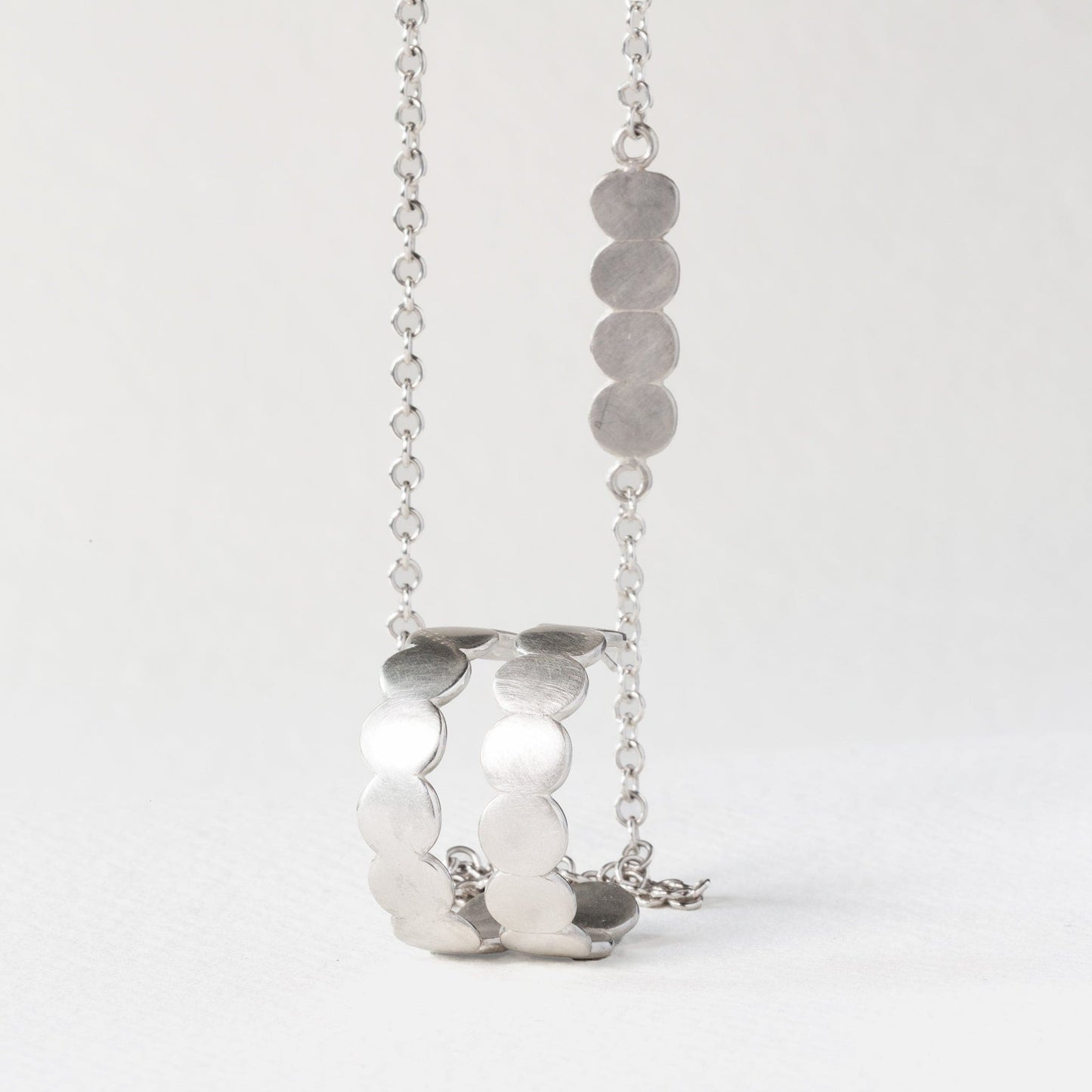 Bloomsbury Circles Necklace by Melanie Ostler