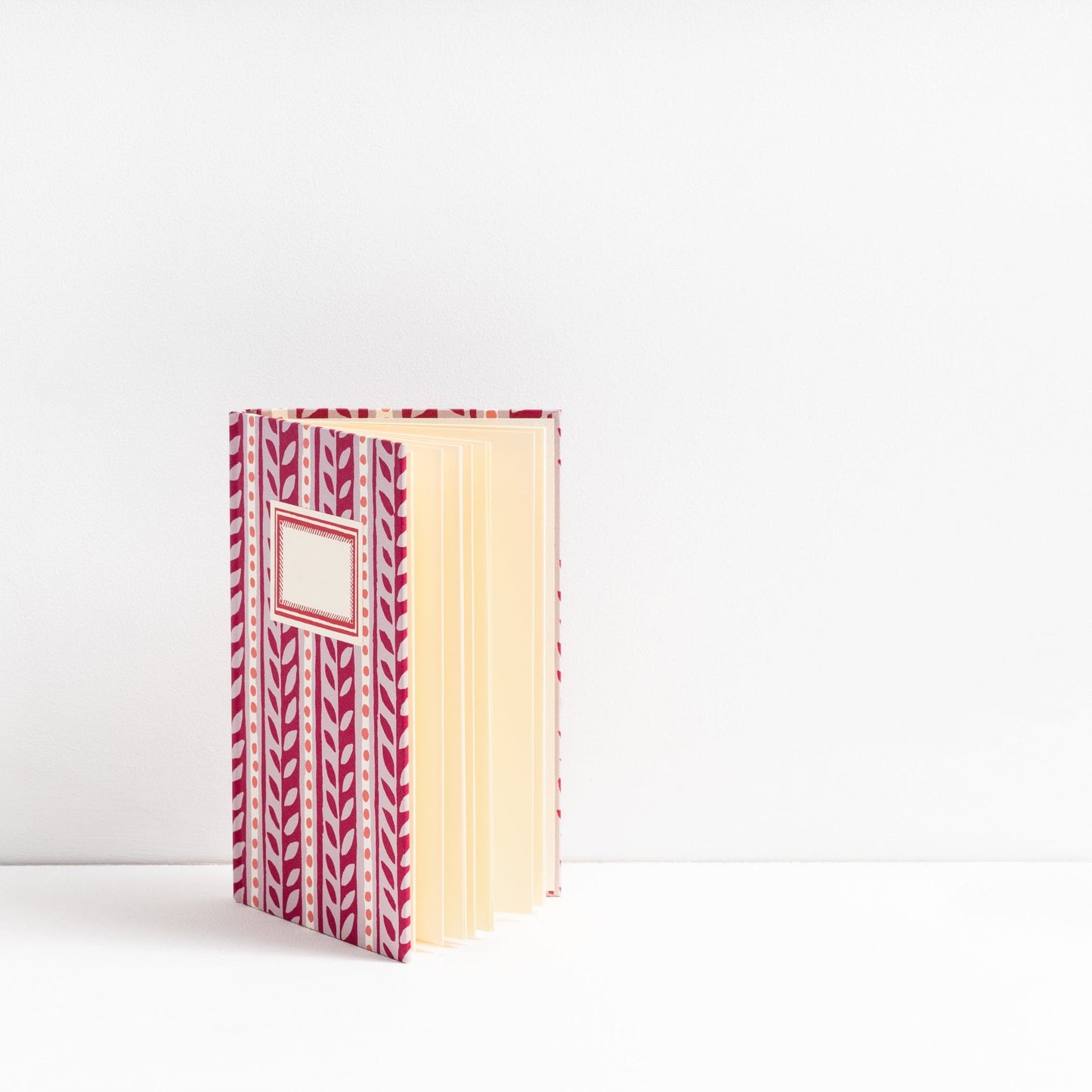 Notebook in Border