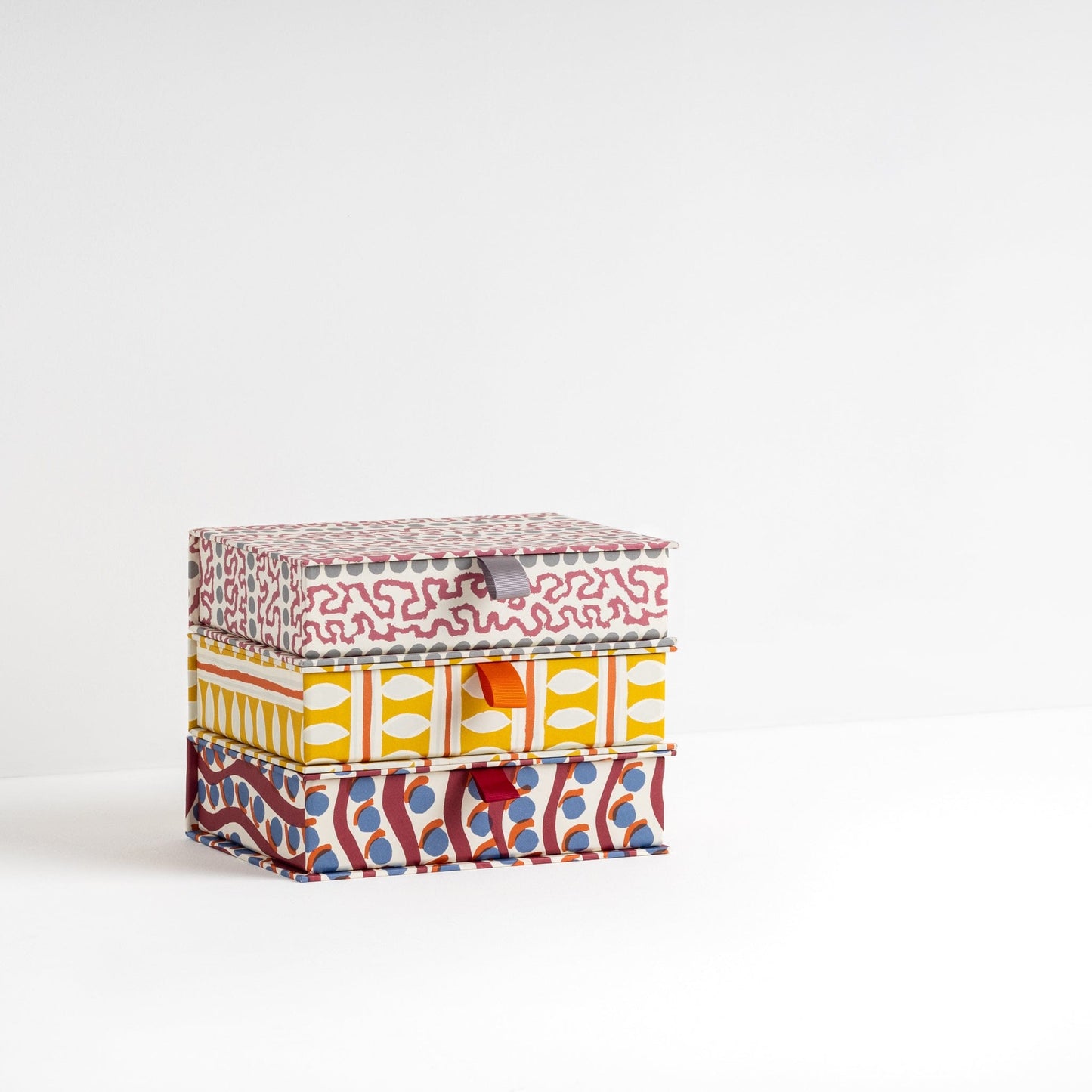 Postcard Box in Stripe