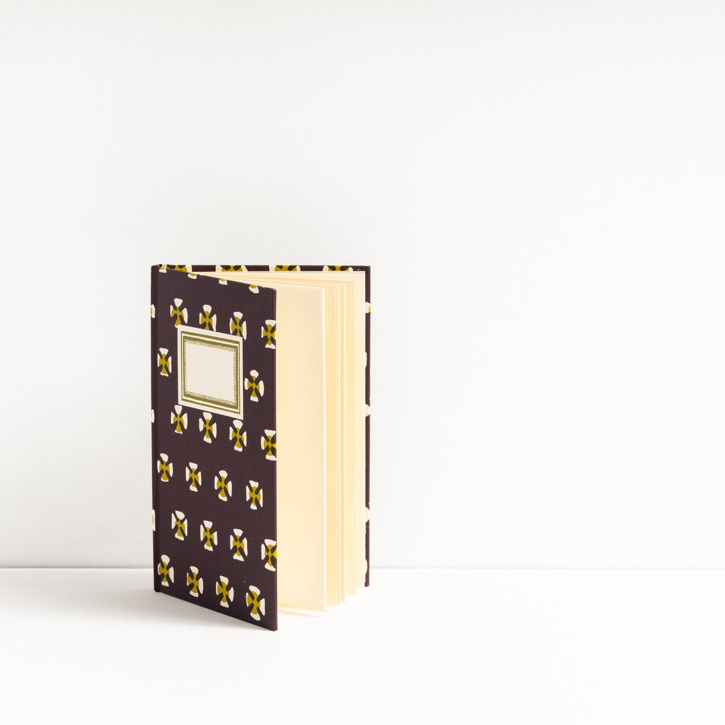 Notebook in Cross