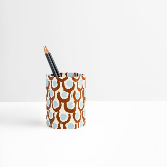 Pencil Pot in Loop and Spot